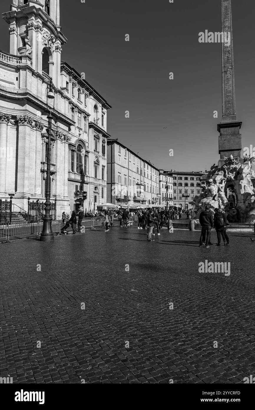 Rom, Italien - 5. April 2019: Die Piazza Navona ist ein öffentlicher Platz in Rom, der auf dem Domitian-Stadion in Form eines offenen Raumes des Stadions errichtet wurde Stockfoto