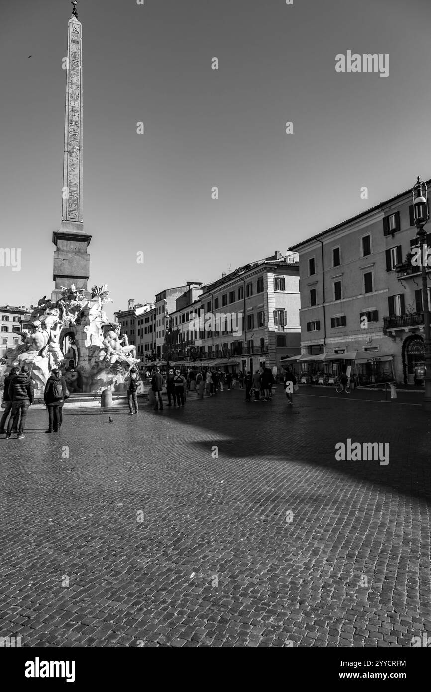 Rom, Italien - 5. April 2019: Die Piazza Navona ist ein öffentlicher Platz in Rom, der auf dem Domitian-Stadion in Form eines offenen Raumes des Stadions errichtet wurde Stockfoto