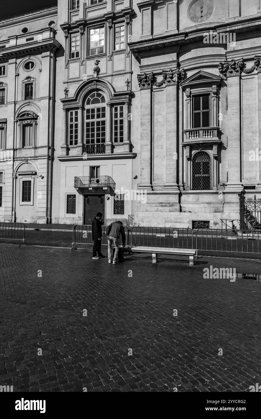 Rom, Italien - 5. April 2019: Die Piazza Navona ist ein öffentlicher Platz in Rom, der auf dem Domitian-Stadion in Form eines offenen Raumes des Stadions errichtet wurde Stockfoto