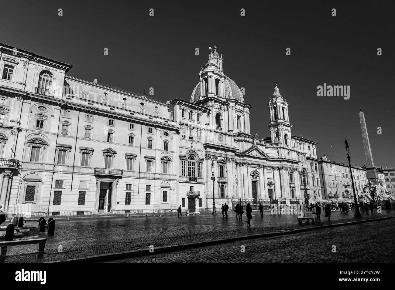 Rom, Italien - 5. April 2019: Die Piazza Navona ist ein öffentlicher Platz in Rom, der auf dem Domitian-Stadion in Form eines offenen Raumes des Stadions errichtet wurde Stockfoto