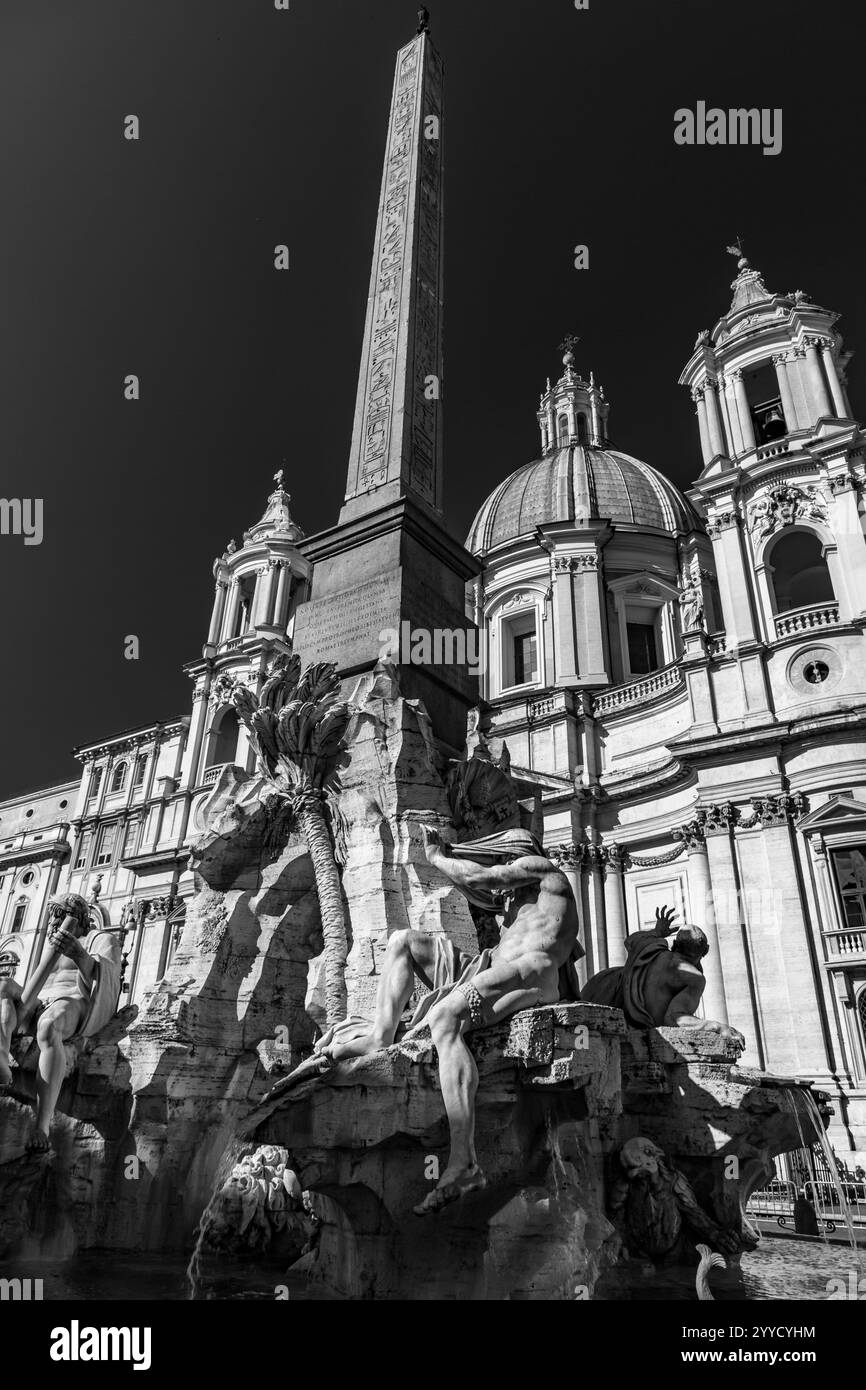 Rom, Italien - 5. April 2019: Die Piazza Navona ist ein öffentlicher Platz in Rom, der auf dem Domitian-Stadion in Form eines offenen Raumes des Stadions errichtet wurde Stockfoto