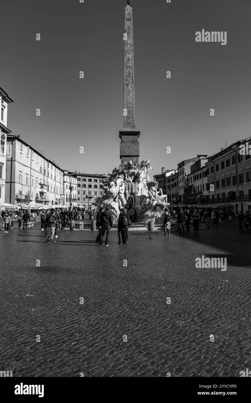 Rom, Italien - 5. April 2019: Die Piazza Navona ist ein öffentlicher Platz in Rom, der auf dem Domitian-Stadion in Form eines offenen Raumes des Stadions errichtet wurde Stockfoto