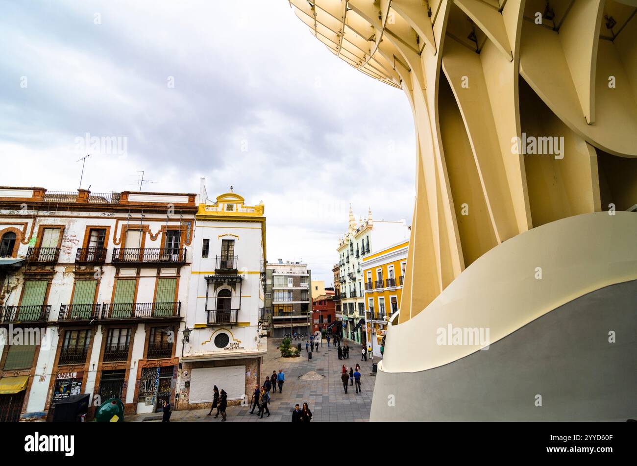 Metropol Parasol Struktur im De La Encarnacion Platz, es wurde von Jürgen Mayer-Hermann konzipiert. Sevilla, Andalusien, Spanien, Europa Stockfoto