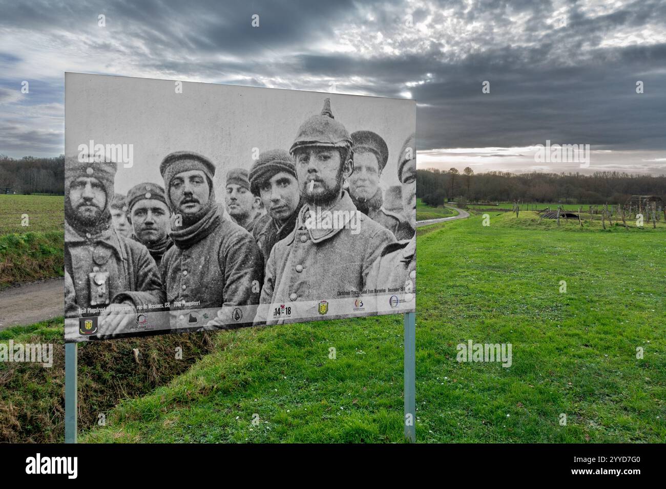 Historisches Foto des Weihnachtsstillstands, inoffizieller Waffenstillstand entlang der Westfront des Ersten Weltkriegs zu Weihnachten 1914, Ploegsteert, Hennegau, Belgien Stockfoto