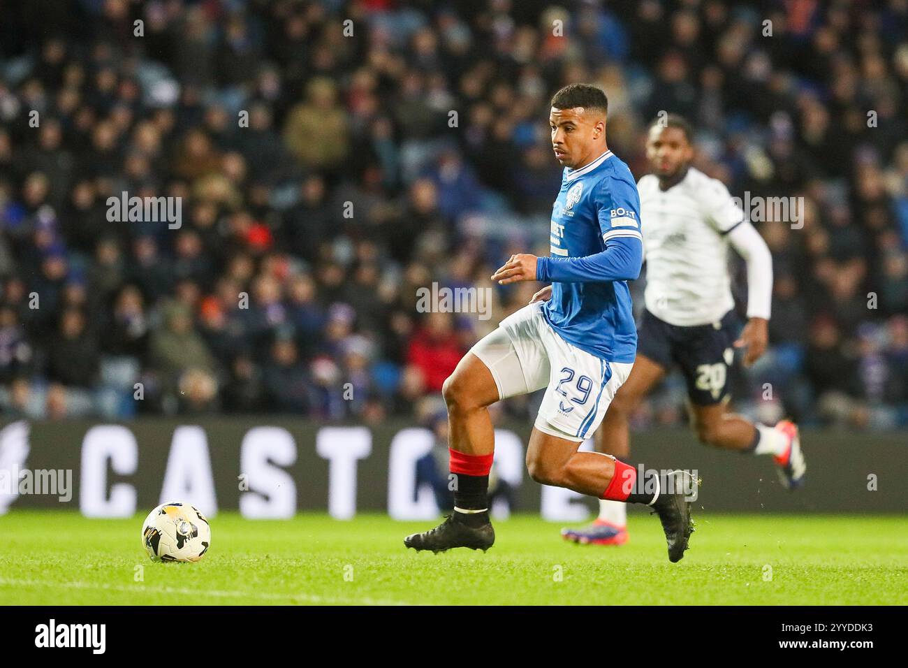 Glasgow, Großbritannien. Dezember 2024. Die Rangers spielten Dundee im Ibrox-Stadion im Spiel der William Hill Scottish Premiership League. Das Finale war die Rangers 1:0 Dundee und das Tor der Rangers wurde von Vaclav Cerny (Rangers 18) in 47 Minuten erzielt. Quelle: Findlay/Alamy Live News Stockfoto