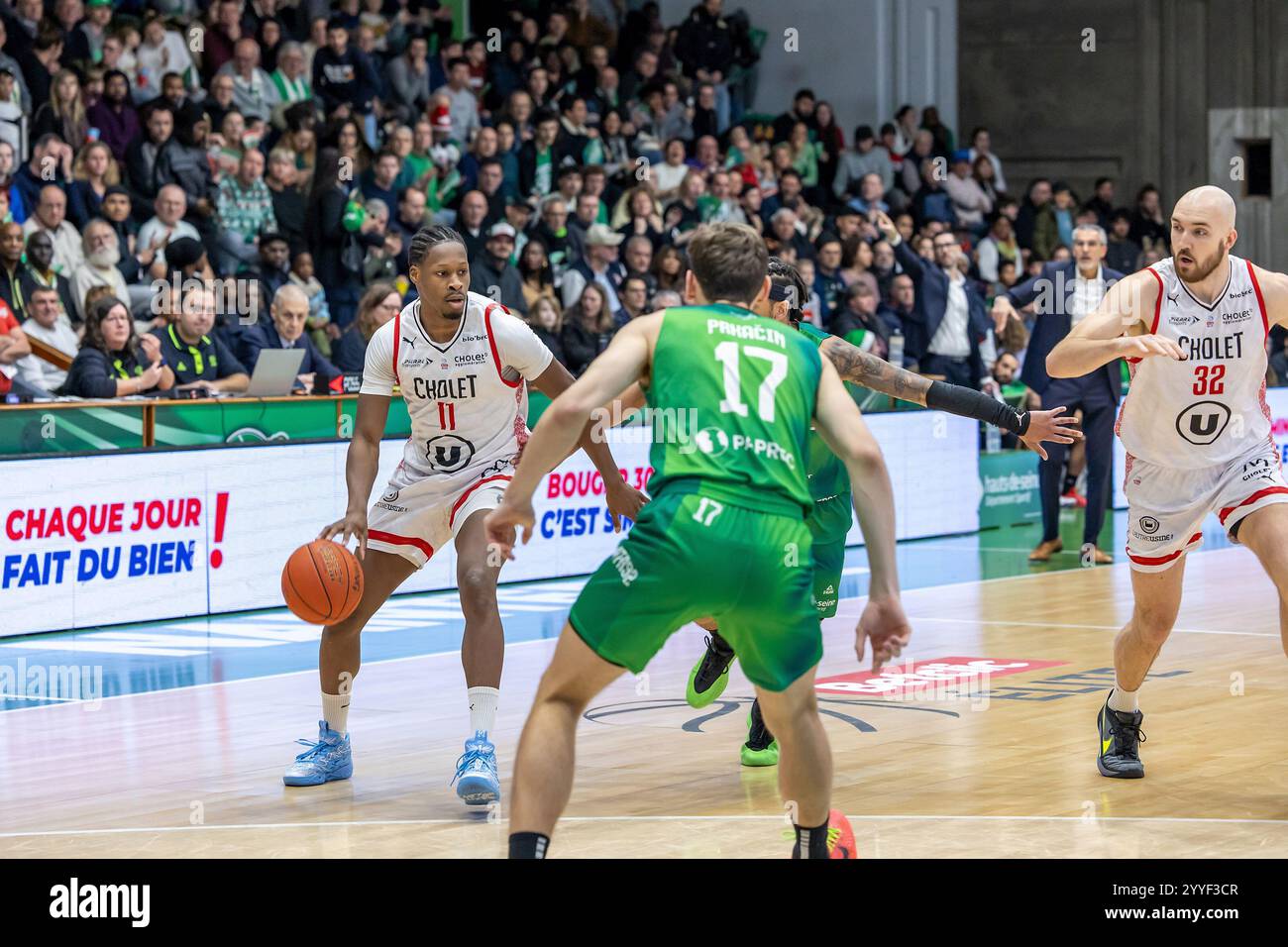 (C) Denis TRASFI / MAXPPP - au Palais des Sports de Nanterre le 21-12-2024 - Basketball BETCLIC ELITE - Nanterre 92 - Cholet Basket - Gérald Ayayi Stockfoto