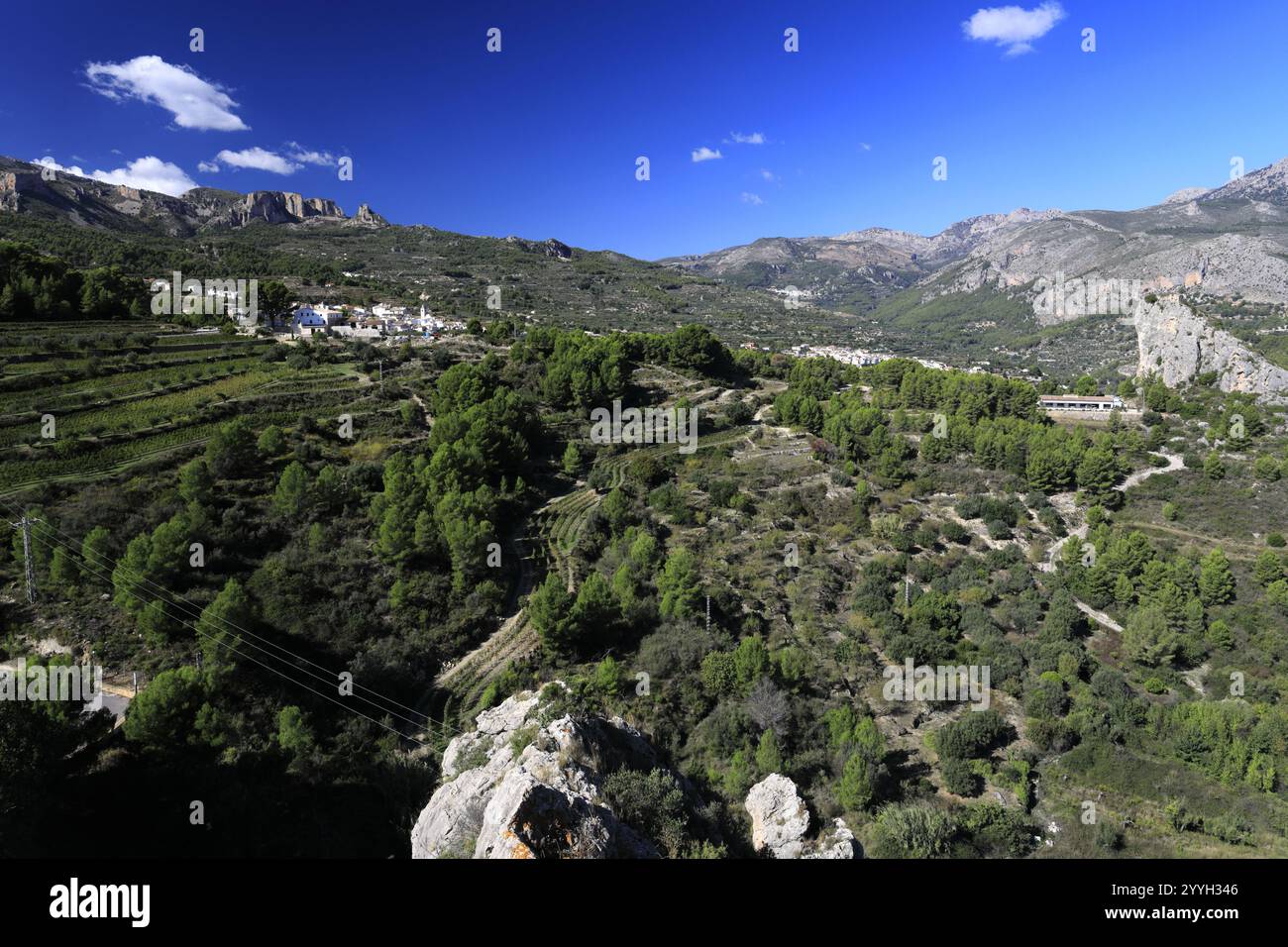 Panoramablick über die Berge rund um das Guadalest-Tal, Provinz Valencia, Spanien, Europa Stockfoto