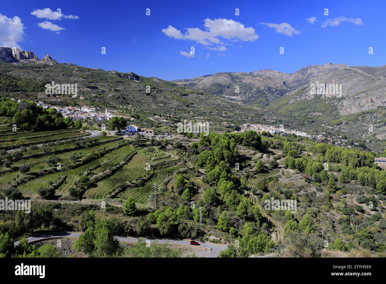 Panoramablick über die Berge rund um das Guadalest-Tal, Provinz Valencia, Spanien, Europa Stockfoto