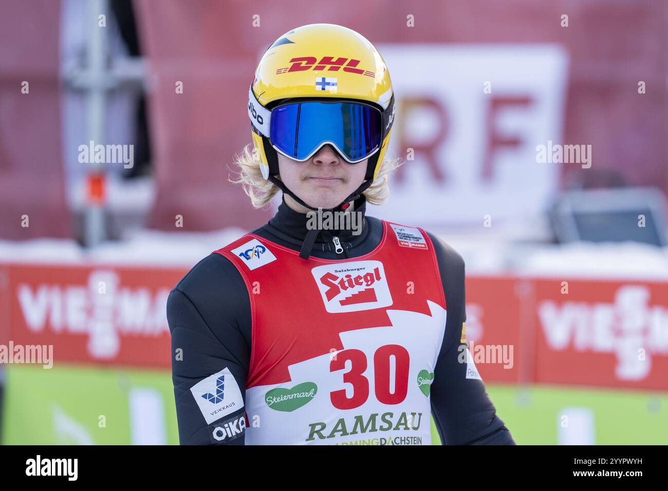 Ramsau. Änd. Dachstein, Österreich. Dezember 2024. RAMSAU. AM. DACHSTEIN, ÖSTERREICH - 21. DEZEMBER: Wille Karhumaa aus Finnland während der FIS World Cup Nordic Combined Ramsau Männer - Individual Gundersen HS96/10km Ramsau am Dachstein am 21. Dezember 2024 in Ramsau. Am. Dachstein, .241221_SEPA_12_125 - 20241222_PD9704 Credit: APA-PictureDesk/Alamy Live News Stockfoto