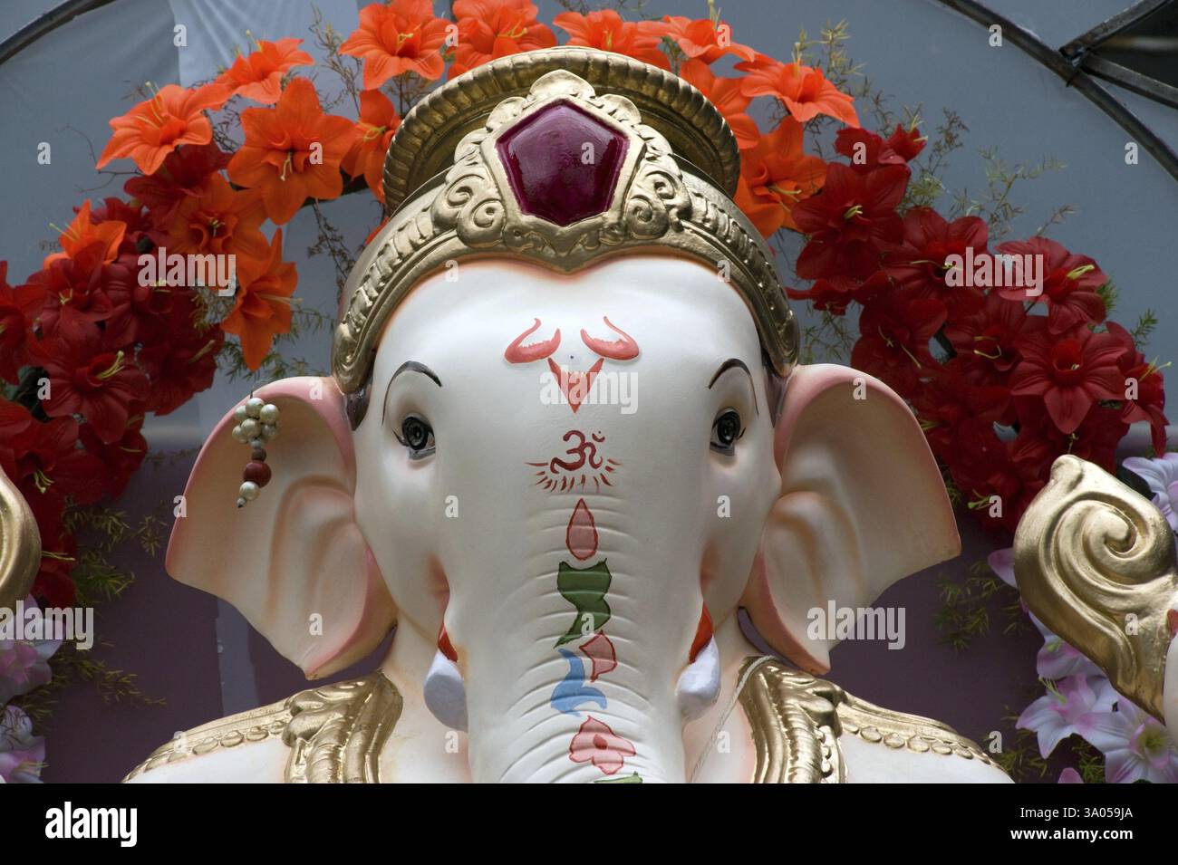 Idol von Lord Ganesh Ganpati Festival in Pune Maharashtra Indien Asien 2011 Stockfoto