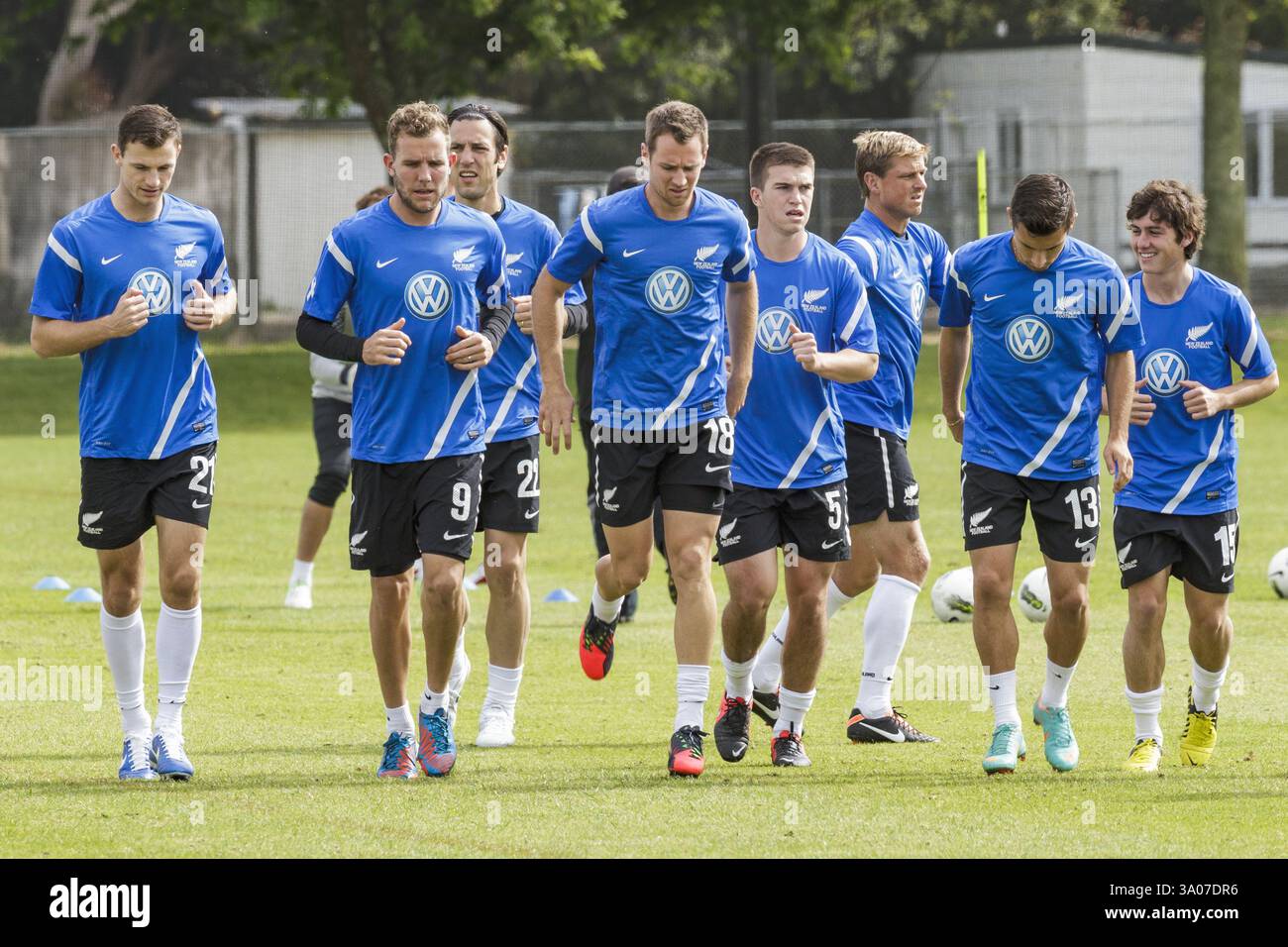 Auckland, Neuseeland, 10. Oktober 2012. Die All Whites Squad bei einem Training, bevor Neuseeland Tahiti in der dritten Qualifikationsstufe für die FIFA Fussball-Weltmeisterschaft 2014 spielt, Kristen School, Albany, Auckland, Neuseeland Stockfoto