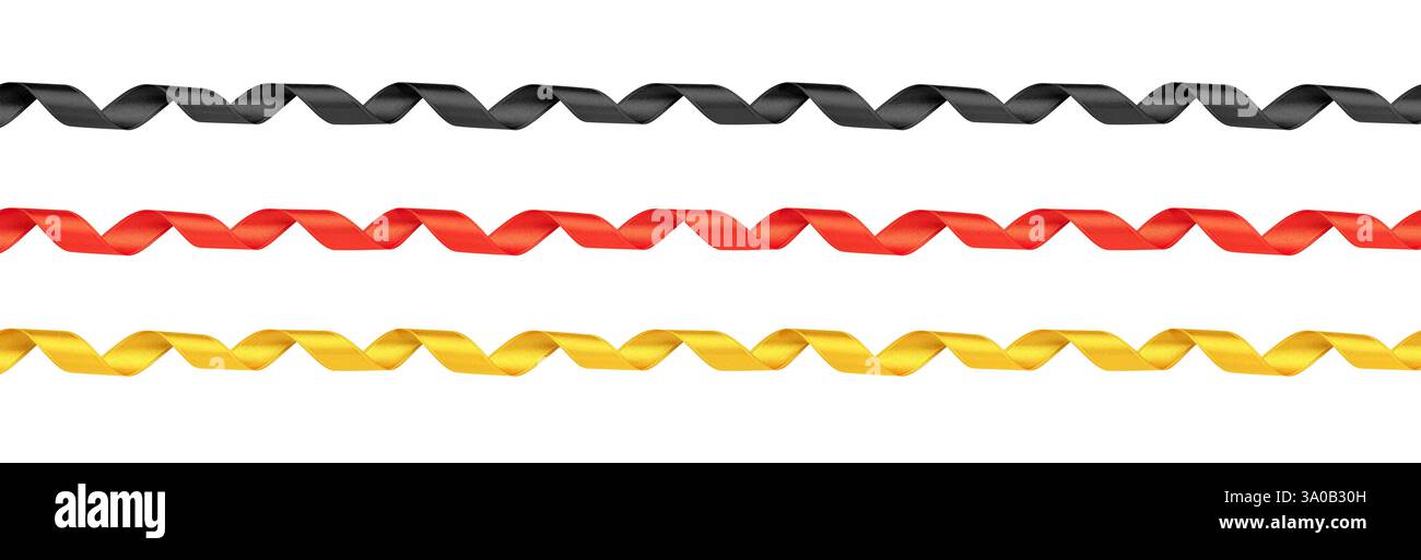Elegante schwarze, rote und goldene Bänder schaffen ein wellenförmiges Muster, das die deutsche Flagge symbolisiert Stockfoto
