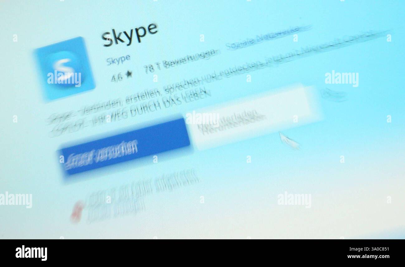 Auf einem Laptop wurde der Onlinetelefonie-Dienst Skype aufgerufen. Schnelsen Hamburg *** der Online-Telefondienst Skype wurde auf einem Laptop Schnelsen Hamburg aufgerufen Stockfoto