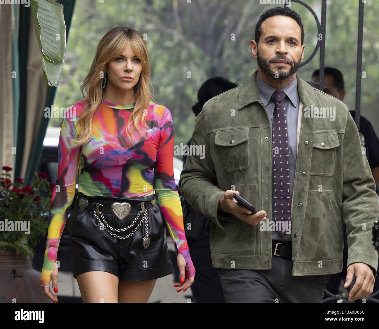 Kaitlin Olson Und Daniel Sunjata Mit Hohem Potenzial Stockfoto