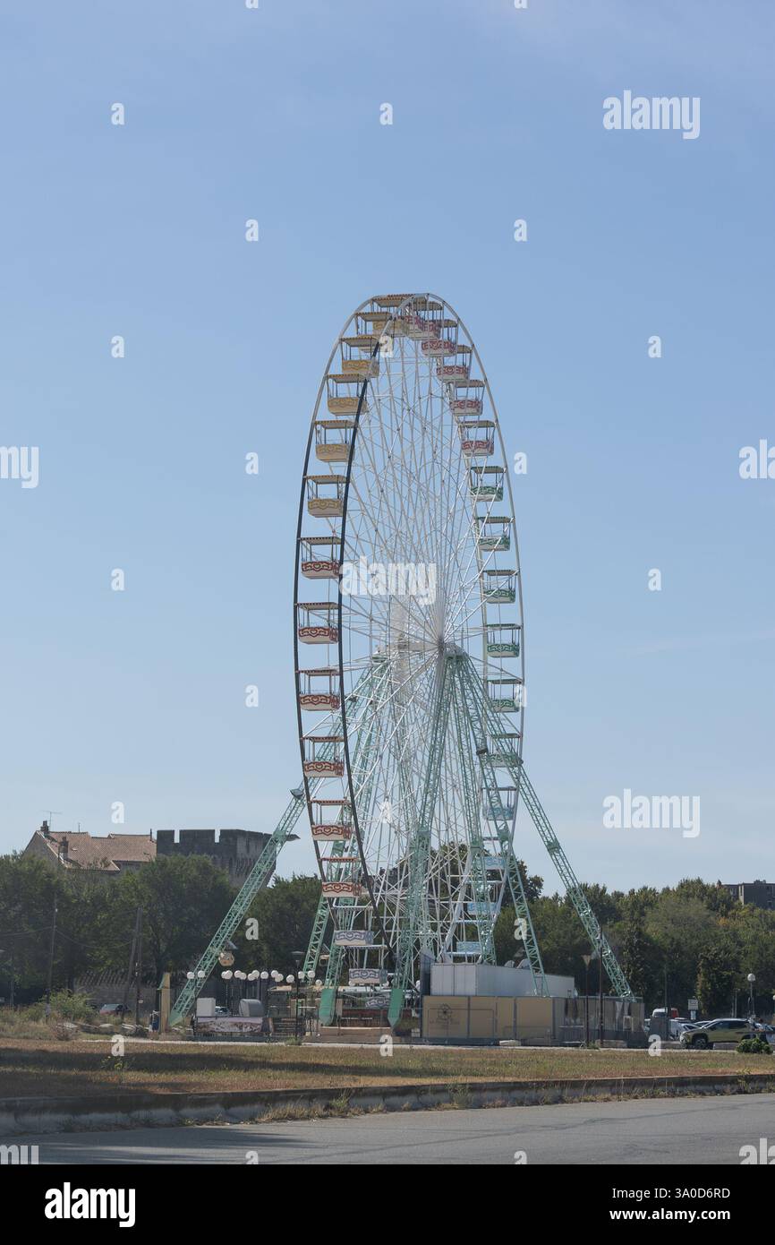 Touristen-Riesenrad in Avignon (Frankreich) Stockfoto