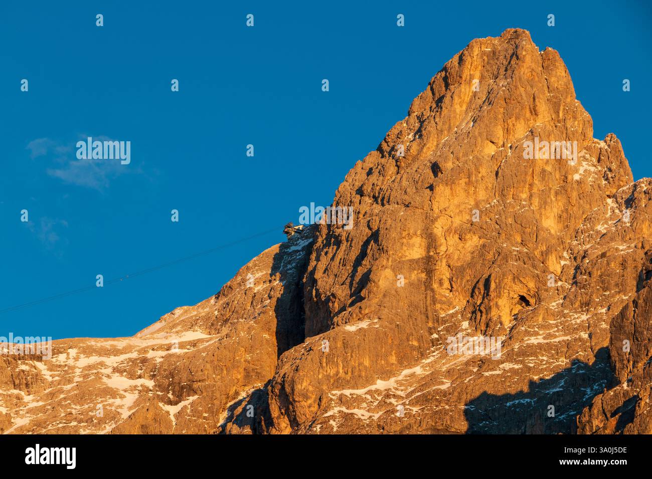 Herrlicher Blick auf die Gipfel des Pale di San Martino bei Sonnenuntergang Stockfoto