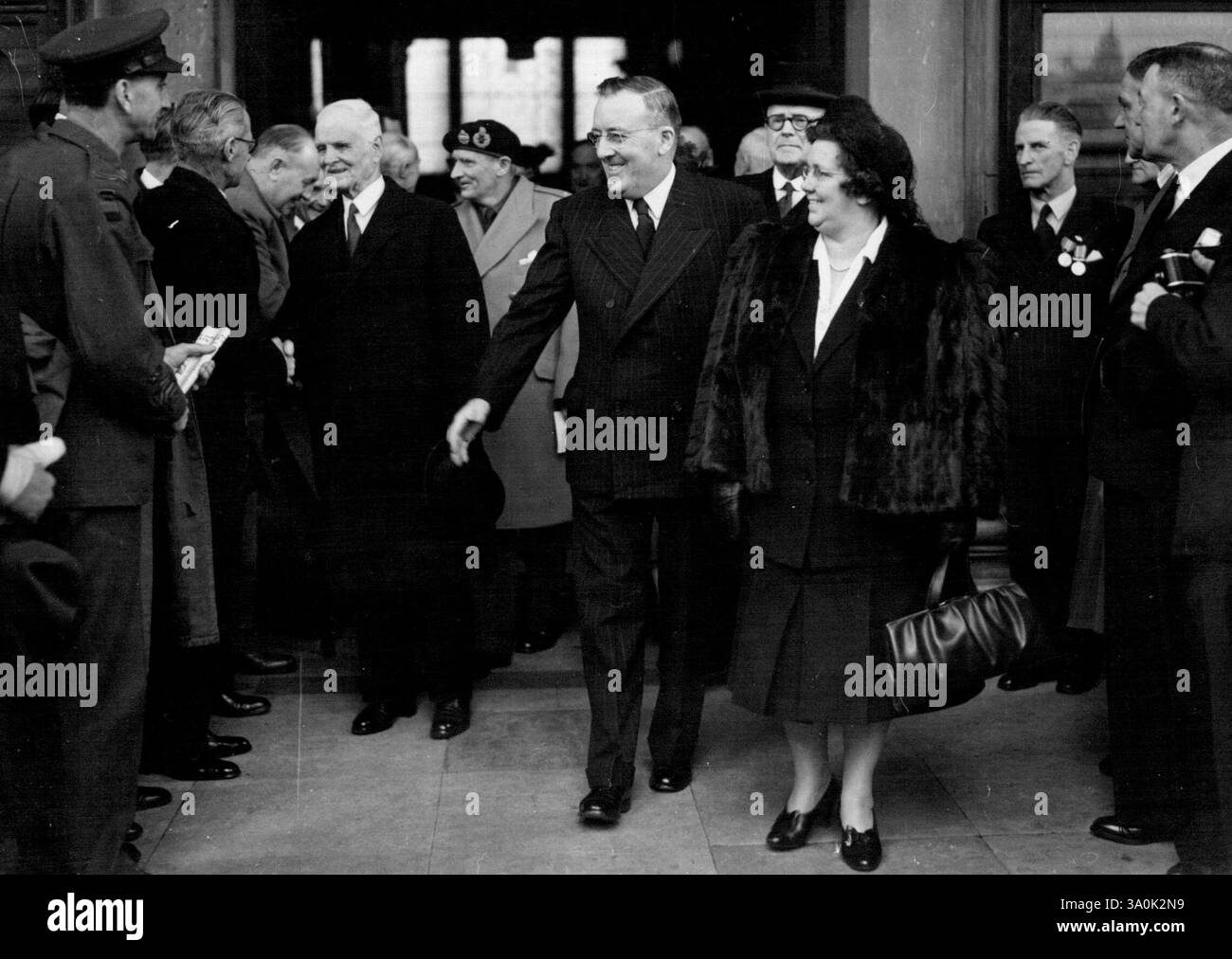 anzac-day-in-london-lord-birdwood-feldmarschall-lord-mont-gomery