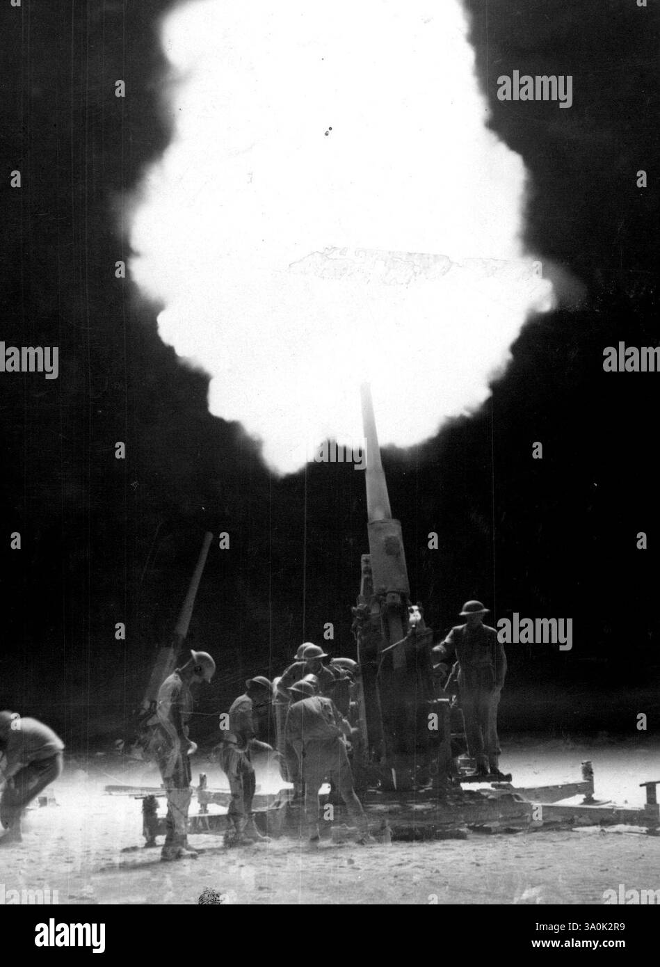 Australische Flugabwehreinheit in Tobruk. Hier gewann die 6. Division, deren Arbeit von General Berryman geplant wurde, einen großen Sieg. September 1951. (Foto: Australian Imperial Force). Stockfoto