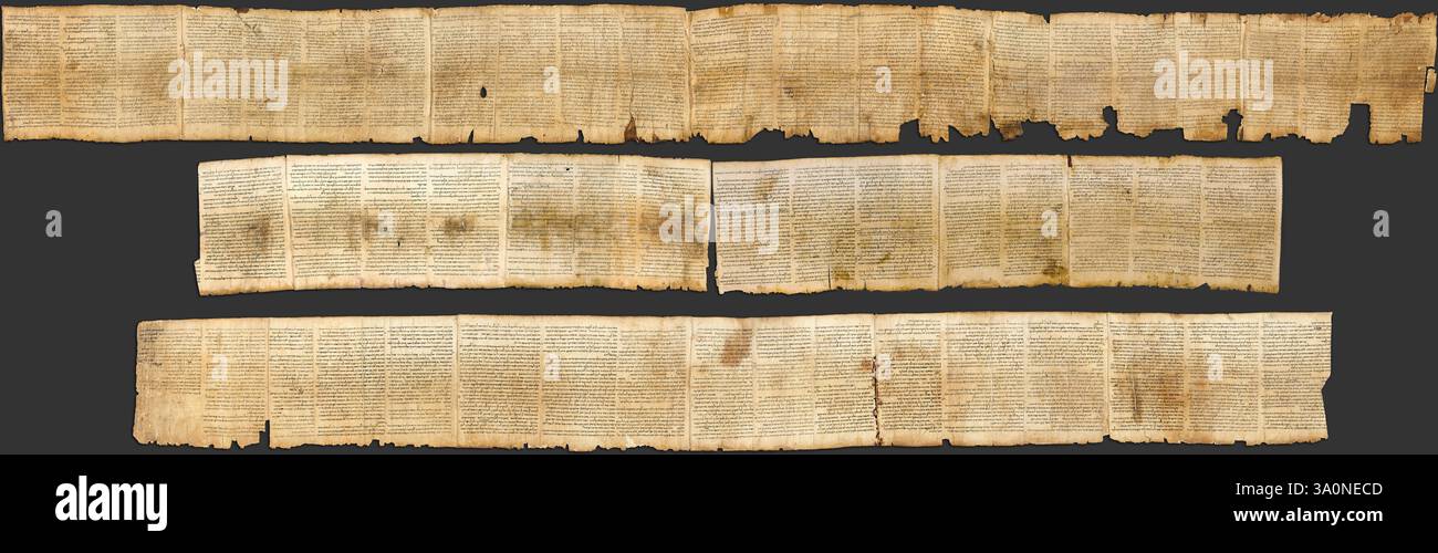 Vollständiges Layout der großen Isaischen Schriftrolle aus den Schriftzügen vom Toten Meer, die verwendet wurde, um die Genauigkeit des hebräischen massoretischen Textes über Hunderte von Jahren zu beweisen. Der Text dieser Schriftrolle, datiert auf das erste Jahrhundert n. Chr., ist fast identisch mit dem ältesten hebräischen massoretischen Text aus dem 9. Jahrhundert. Stockfoto Vollständiges Layout der großen Isaischen Schriftrolle aus den Schriftzügen vom Toten Meer, die verwendet wurde, um die Genauigkeit des hebräischen massoretischen Textes über Hunderte von Jahren zu beweisen. Der Text dieser Schriftrolle, datiert auf das erste Jahrhundert n. Chr., ist fast identisch mit dem ältesten hebräischen massoretischen Text aus dem 9. Jahrhundert. Stockfoto