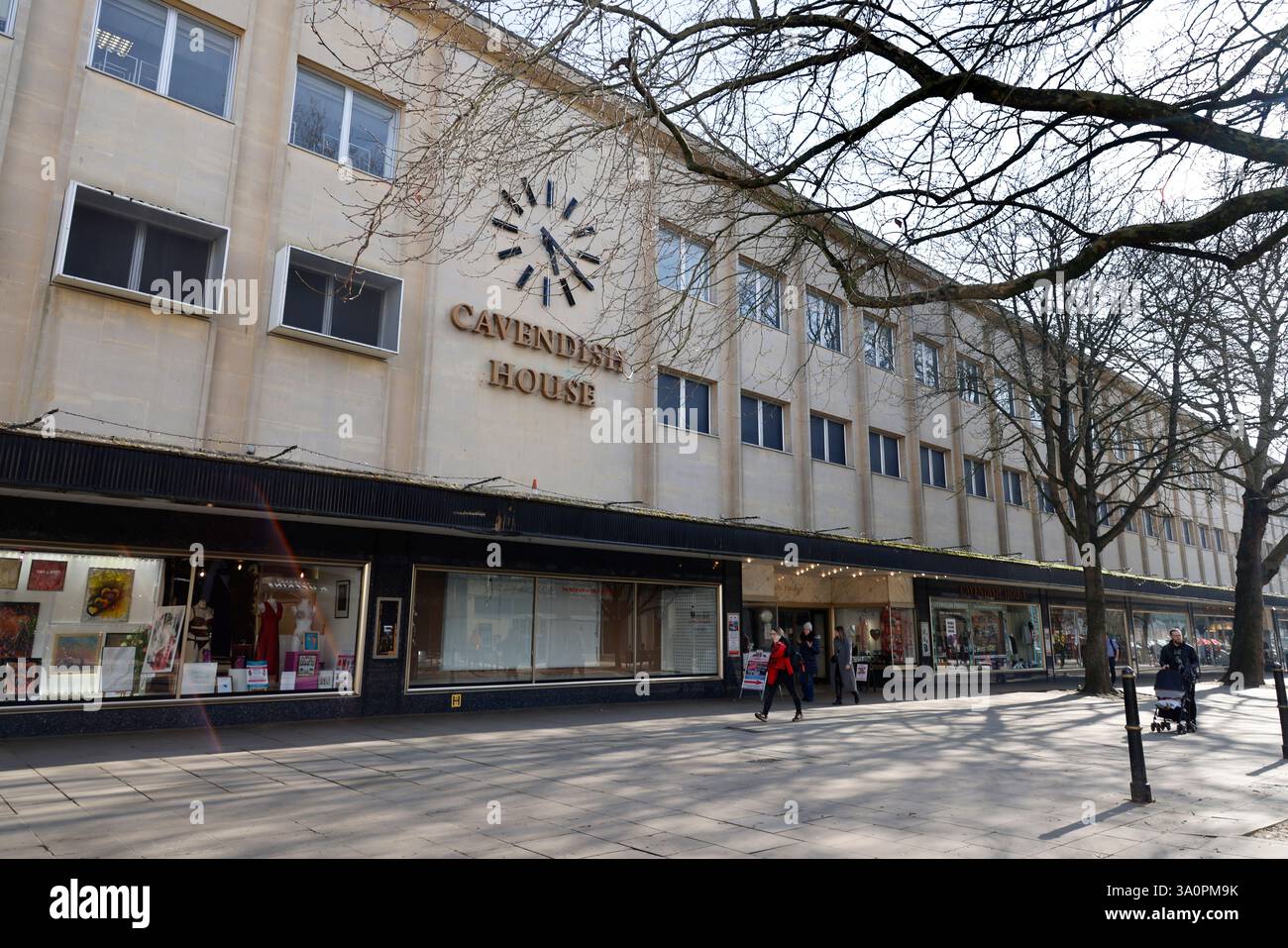 Cavendish House, The Promenade, Cheltenham, Gloucestershire, England. 4 März 2025 Bild von Andrew Higgins/©Thousand Word Media Ltd Stockfoto