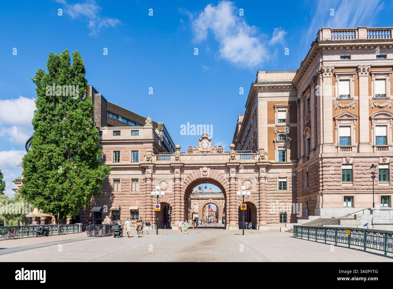 Südansicht des Parlamentsgebäudes in Stockholm, Schweden, Sitz des schwedischen parlaments, im neoklassizistischen Stil und im Jahr 1905. Stockfoto