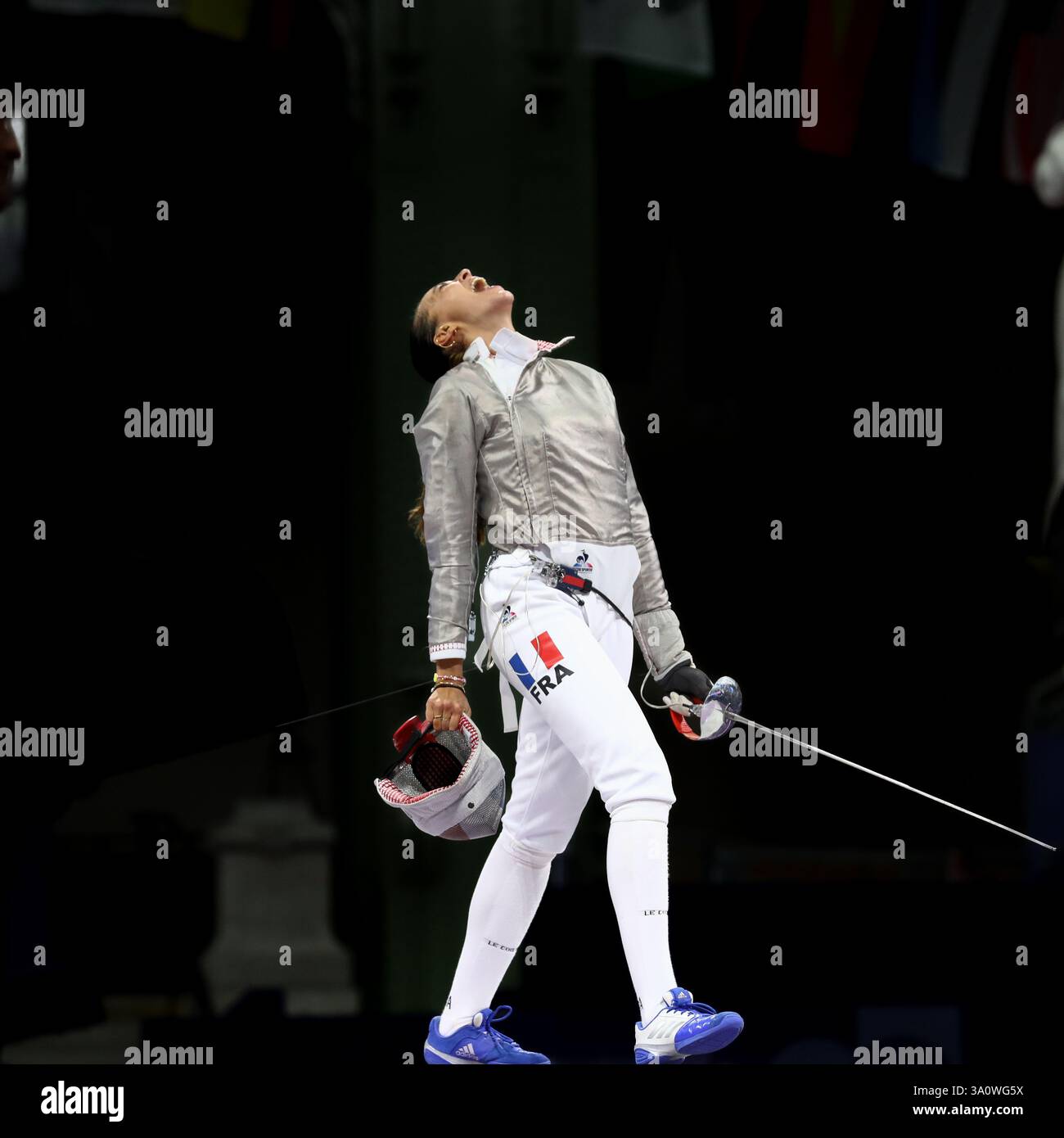 29. Juli 2024: Paris, Frankreich: Sara Balzer reagiert auf die Niederlage von Olga Kharlan aus der Ukraine im Halbfinale der Fechten Women's Sabre Individual Stockfoto