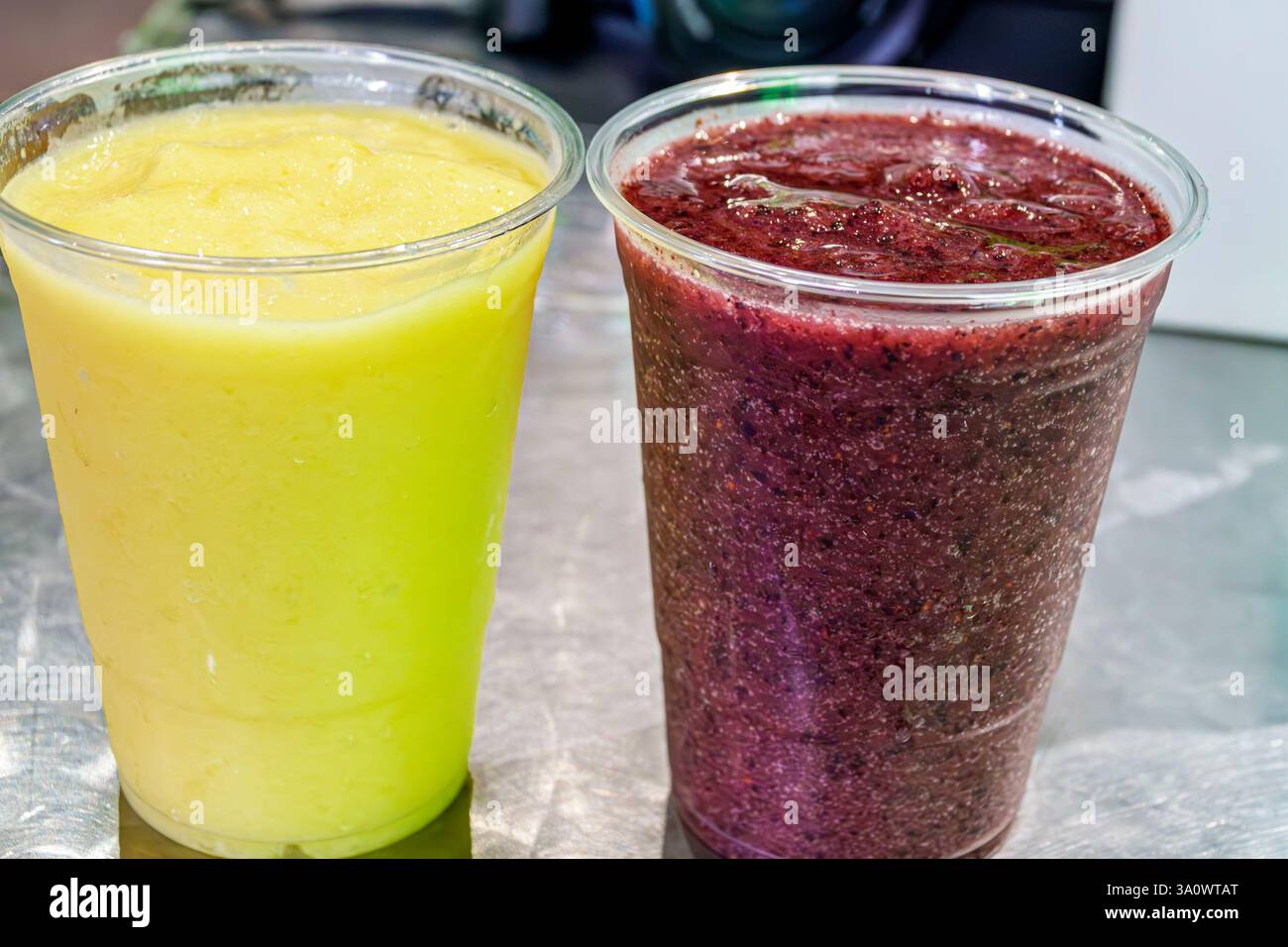 Charlotte Amalie, Saint St. Thomas, US Virgin Islands USVI, Palm Passage, tropische Getränke, Frucht-Smoothies, Mango-Smoothie, Beeren-Smoothie, erfrischendes Getränk Stockfoto