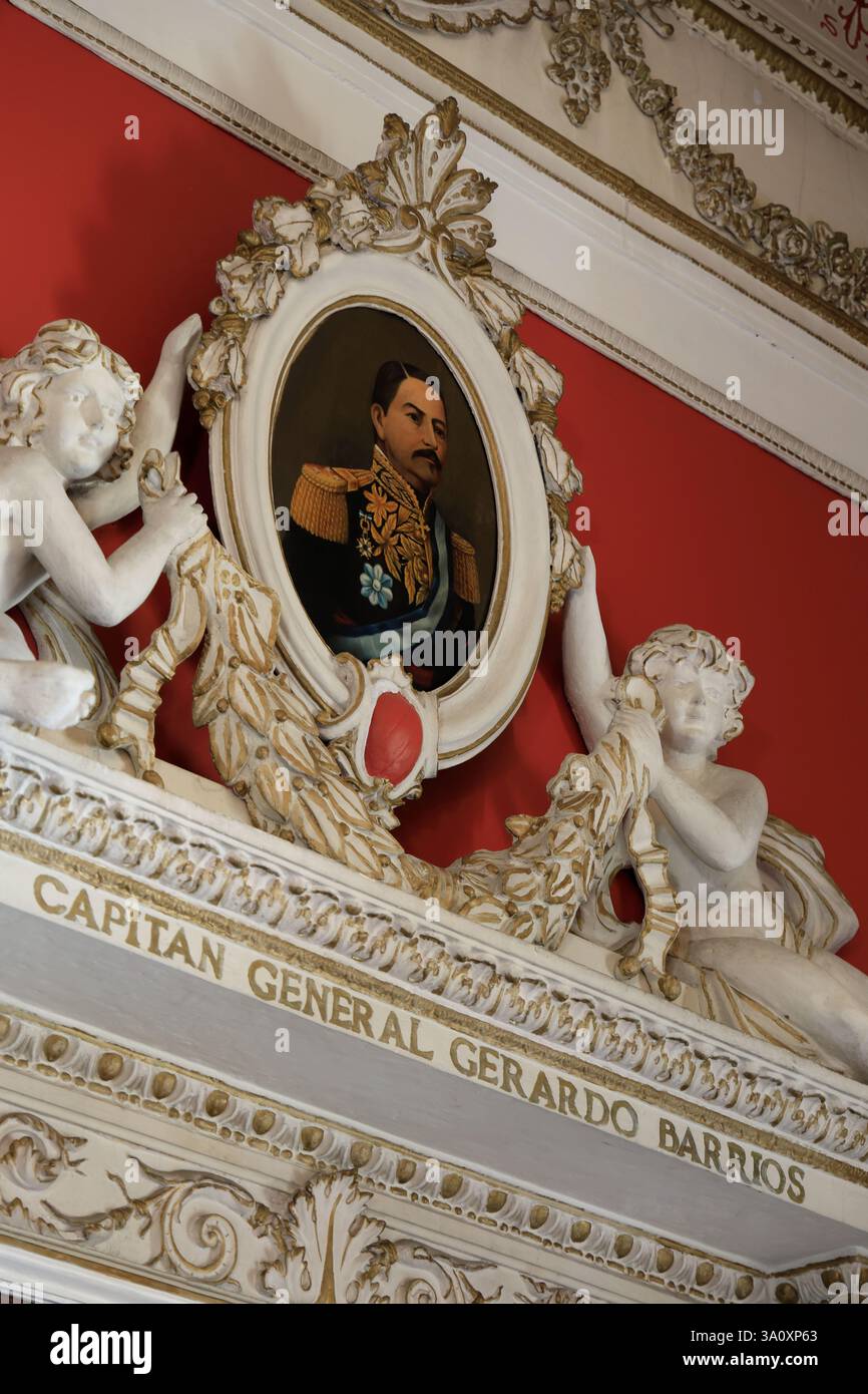 Das Porträt des Capitan General Gerardo Barrios Barrios schmückte den Roten Saal (Salon Rojo), den formellen Empfangsraum, den das salvadorianische Außenministerium für den Empfang ausländischer Botschafter im Nationalpalast von El Salvador benutzte. San Salvador. El Salvador Stockfoto