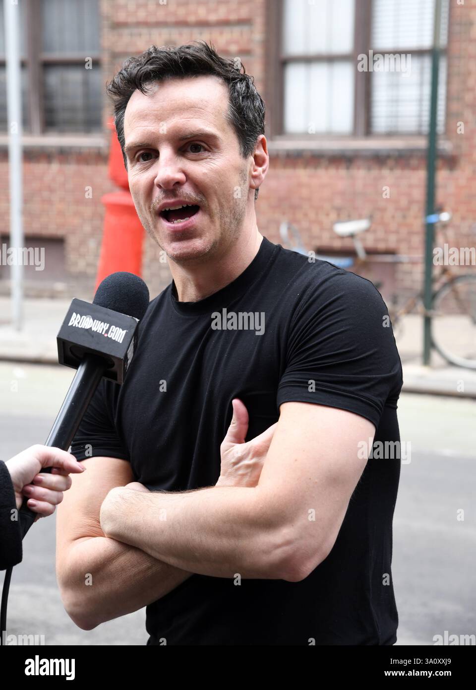 5. März 2025, New York, New York, Vereinigte Staaten: Andrew Scott trifft die Presse vor seiner ein-Mann-Tour-de-Force-Vorstellung von „Vanya“ gegenüber dem Lucille Lortel Theater in New York. März 2025 (Credit Image: © Photo Image Press via ZUMA Press Wire) NUR REDAKTIONELLE VERWENDUNG! Nicht für kommerzielle ZWECKE! Stockfoto