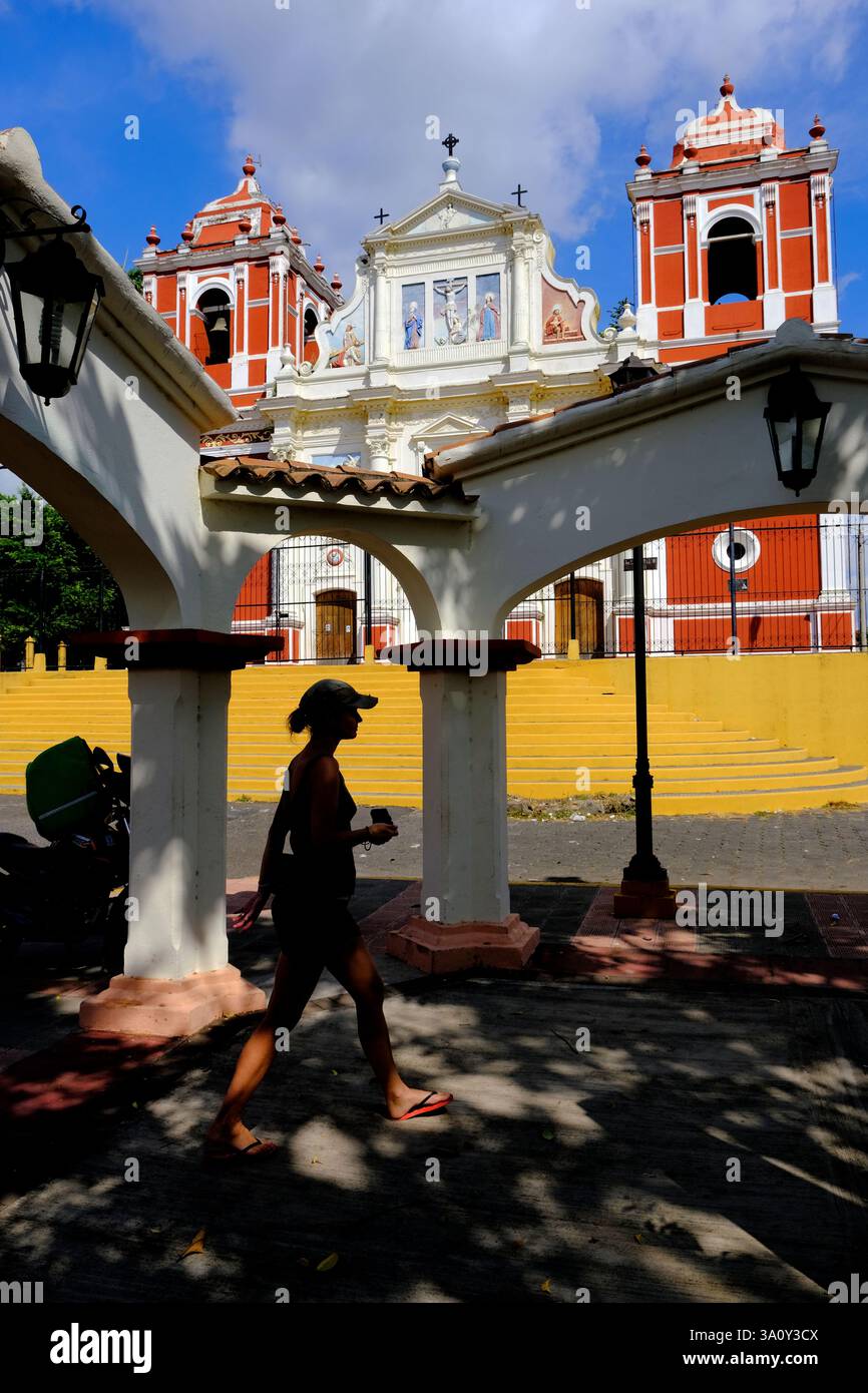 Calvary Church im spanischen Kolonialstil - Süßer Name der Kirche Jesu in Leon.Nicaragua Stockfoto