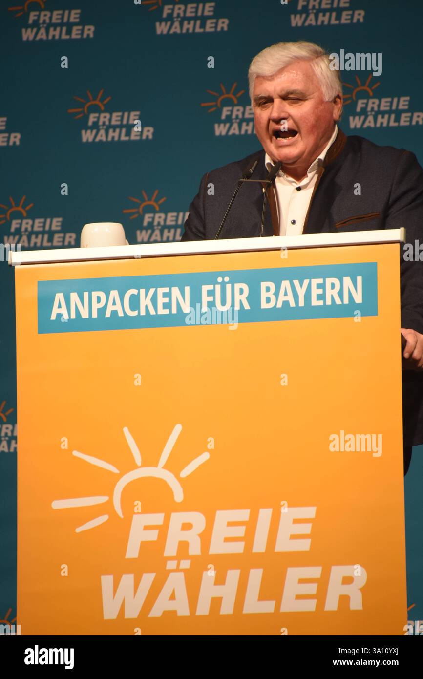 Ludwig Waas Bezirksverbände. NDB Freie Wähler Deggendorf 05-02.2025 Stadt Halle - Aschermittwoch Rede von Hubert Aiwanger MDL Freie Waehler Bayern Deggendorf *** Ludwig Waas Kreisvorsitzender NDB Freie Waehler Deggendorf 05 02 2025 Rathaus Ash Mittwoch Rede von Hubert Aiwanger MDL Freie Waehler Bayern Deggendorf Stockfoto