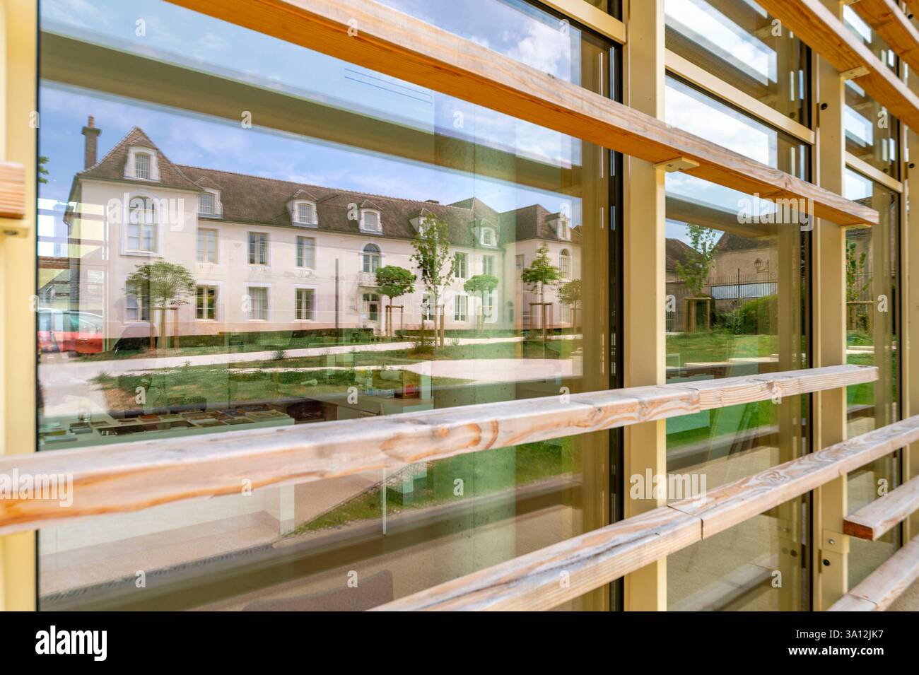 France, Yonne (89), Chablis, Cité des climats et vins, Reflexion des Hôtel Gras, Bureau Interprofessionnel des Vins de Bourgogne (BIVB) Stockfoto