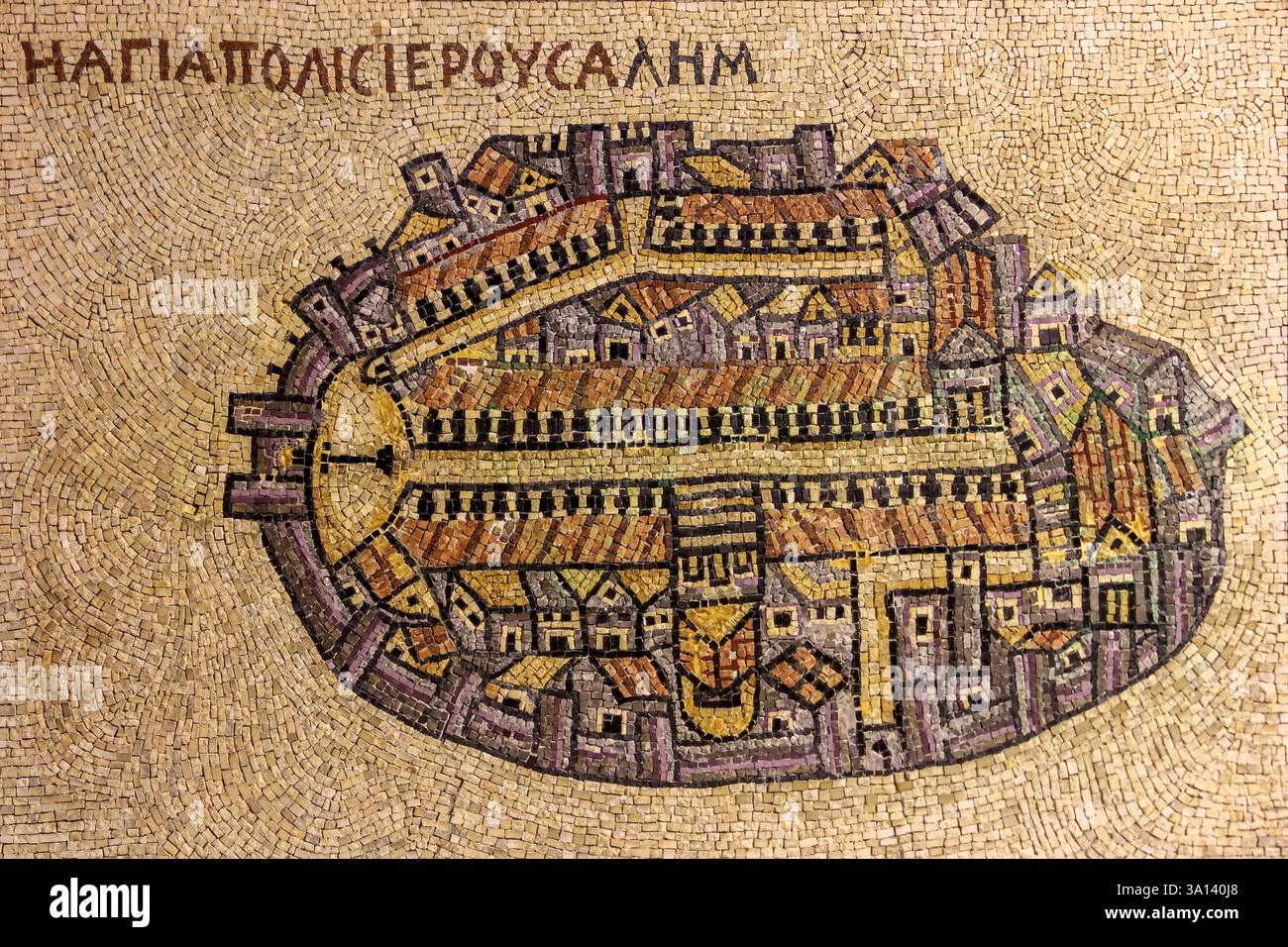 Antike Mosaikdarstellung des historischen Jerusalems, gefertigt mit komplizierten Details und lebhaften Farben, zeigt künstlerische Darstellung und kulturelle HE Stockfoto
