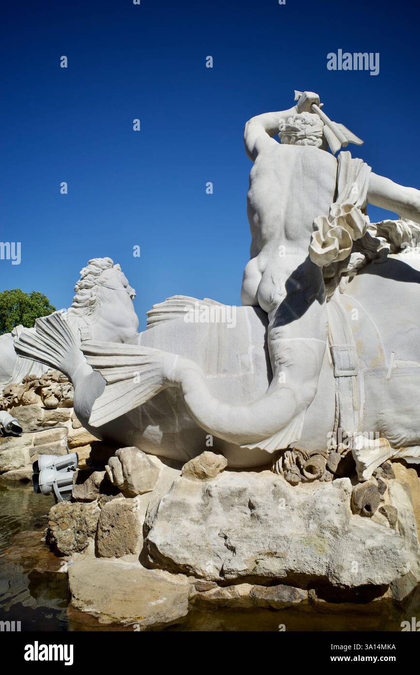 Wien, Österreich. September 2021. Statue im Garten der Gloriette Schönbrunn im Schloss Schönbrunn. Stockfoto