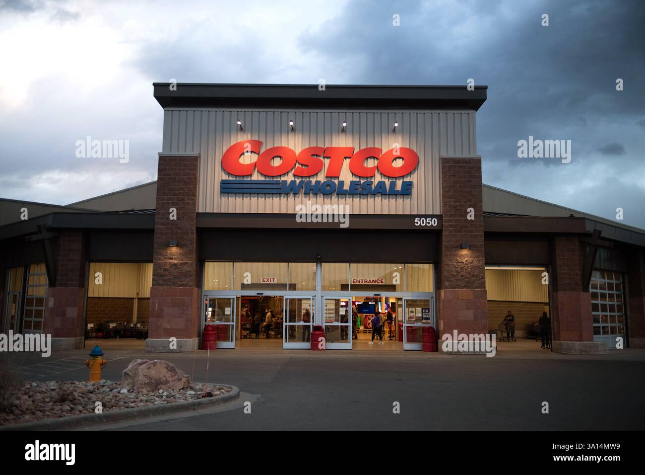 Costco Warehouse im University Village Shopping Center, Colorado Springs, Colorado Stockfoto