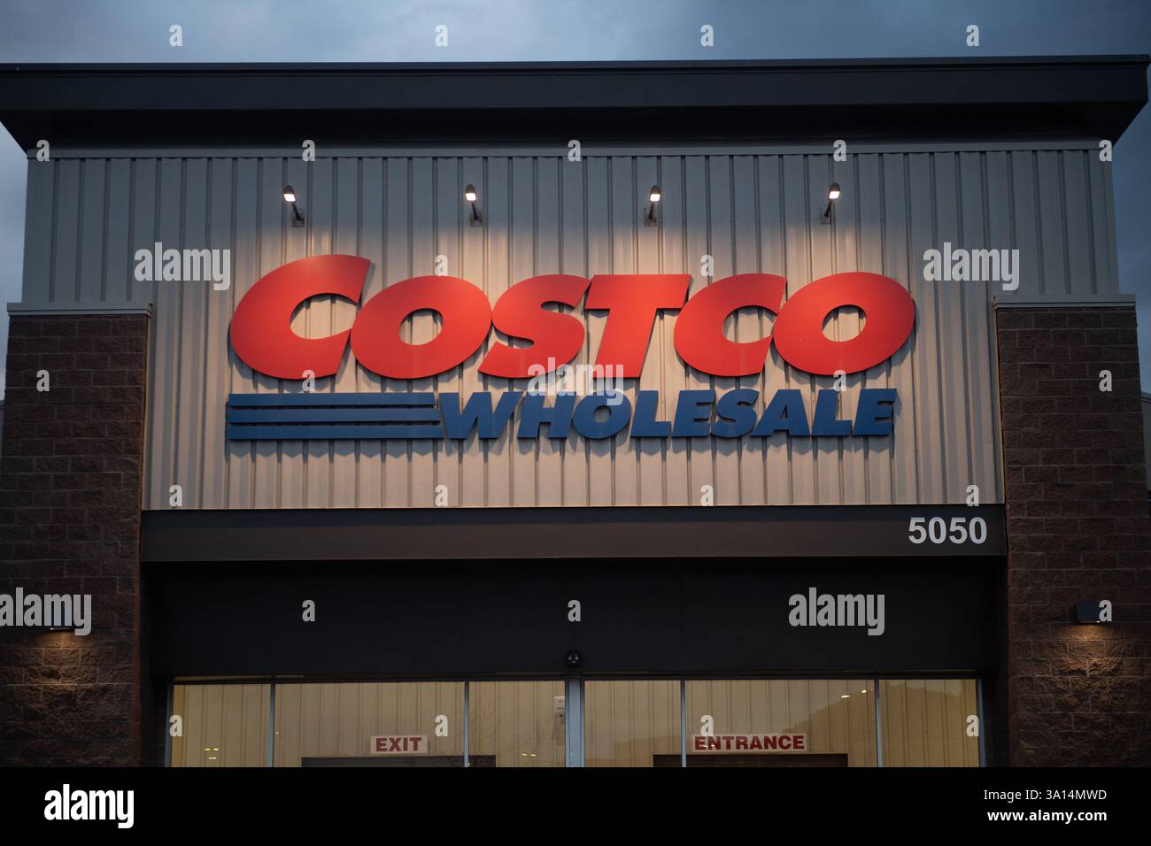 Costco Warehouse im University Village Shopping Center, Colorado Springs, Colorado Stockfoto
