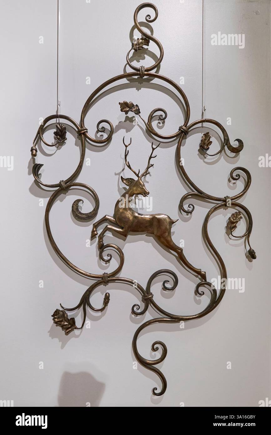 Frankreich, Indre et Loire, Loire-Tal, das zum UNESCO-Weltkulturerbe erklärt wurde, Touren, Compagnonnage-Museum, Wanddekoration aus Metall, die einen Hirsch darstellt Stockfoto