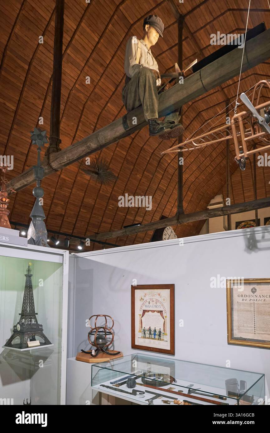 Frankreich, Indre et Loire, Loire-Tal, das zum UNESCO-Weltkulturerbe erklärt wurde, Touren, Compagnonnage-Museum, Bleriot-Flugzeug, Meisterwerk von Arnaud Duchene aus dem Jahr 1999 Stockfoto