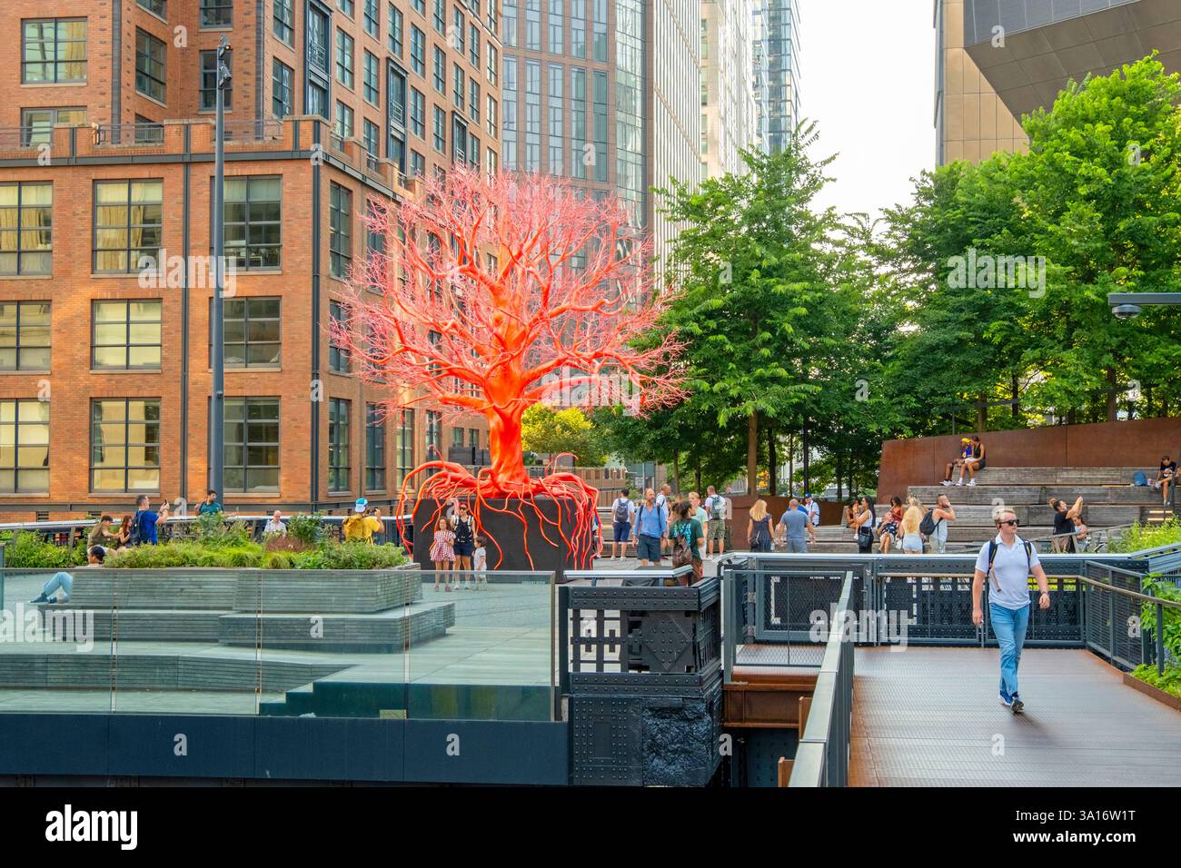 Usa, New York State, New York City, Manhattan, Midtown, Hudson Yards, die High Line, die ehemalige Bahnstrecke ist jetzt Fußgängerzone Stockfoto