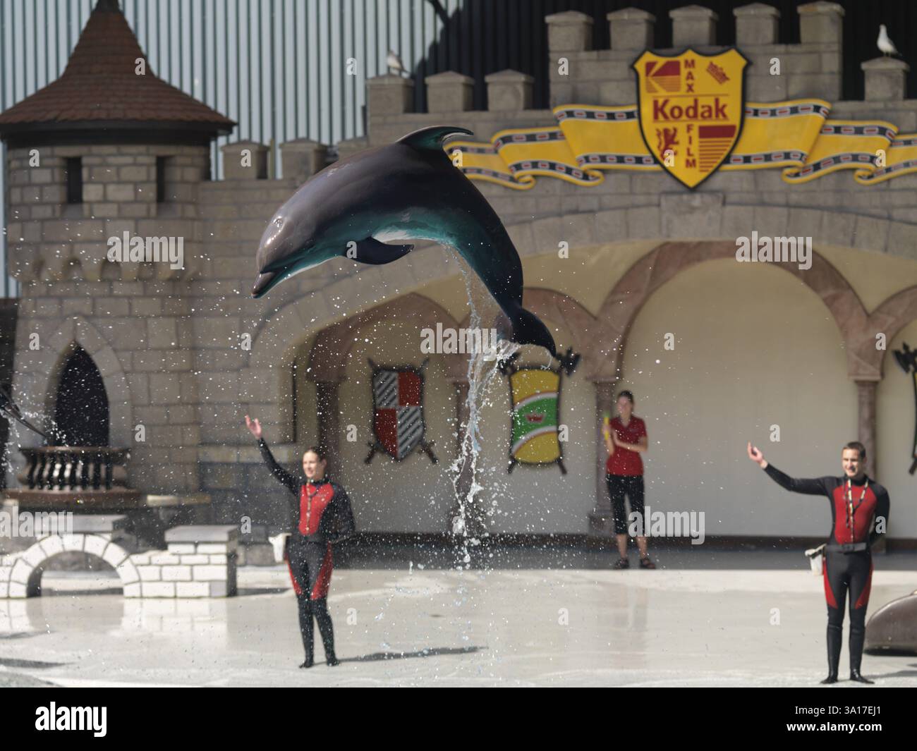 Vorstellung mit Delfinen in Marineland, Niagara Falls, Ontario, Kanada 2009 Stockfoto