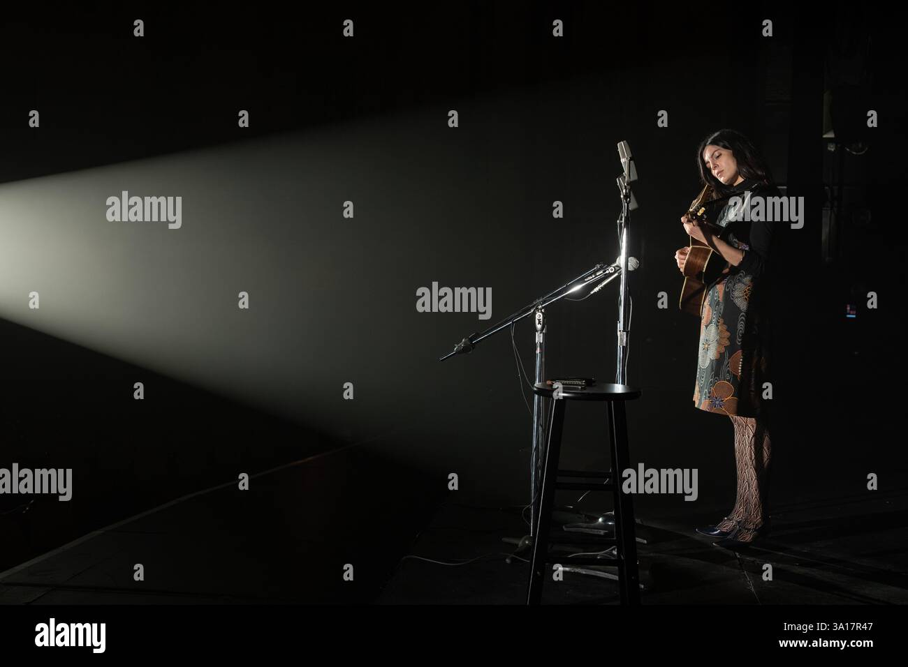 MONICA BARBARO in A COMPLETE UNKNOWN (2024), Regie führte JAMES MANGOLD. Quelle: Range Media Partner / The Picture Company / Album Stockfoto