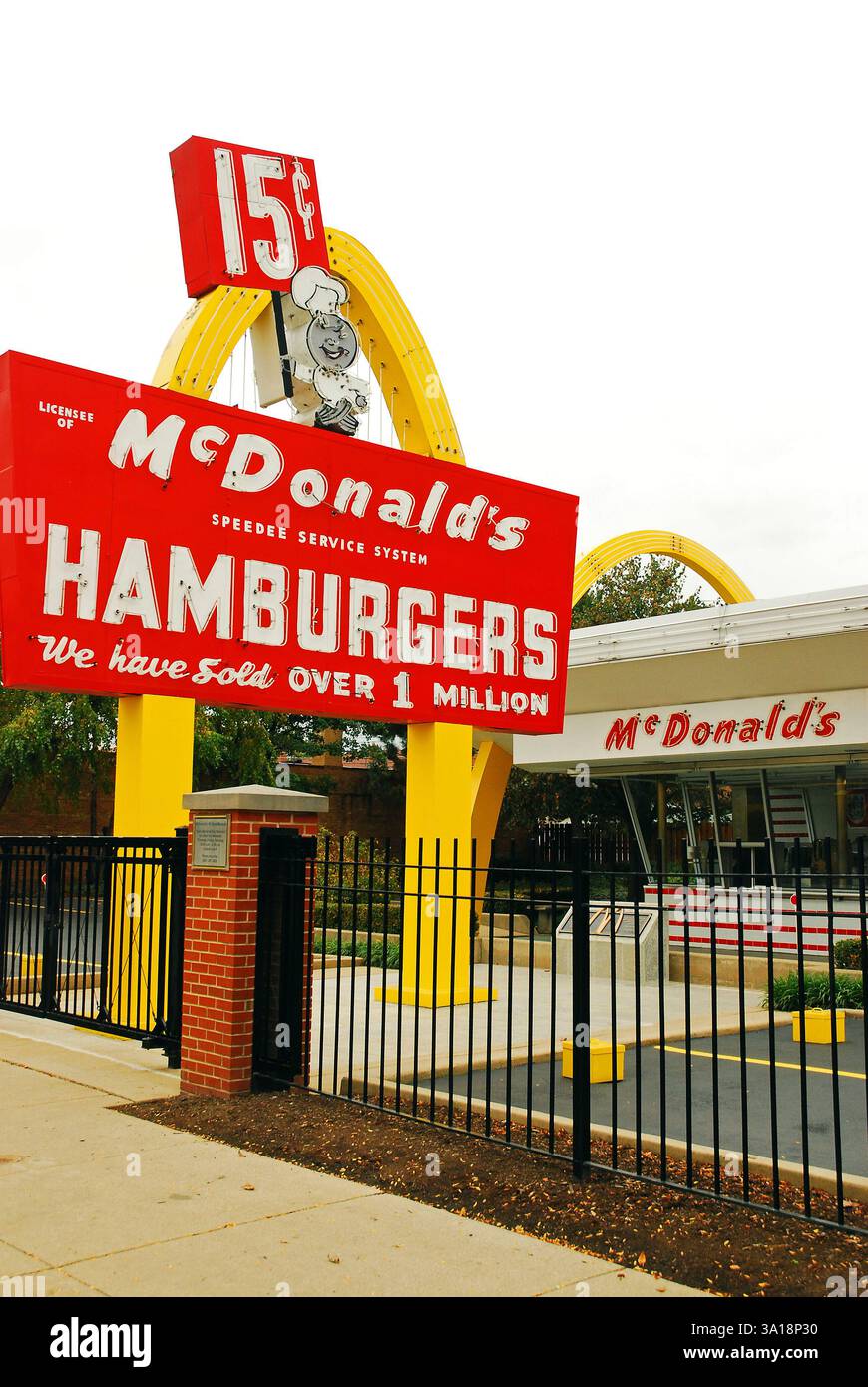 Eine Nachbildung des ersten McDonalds Fast-Food-Restaurants in des Plaines, Illinois, außerhalb von Chicago Stockfoto