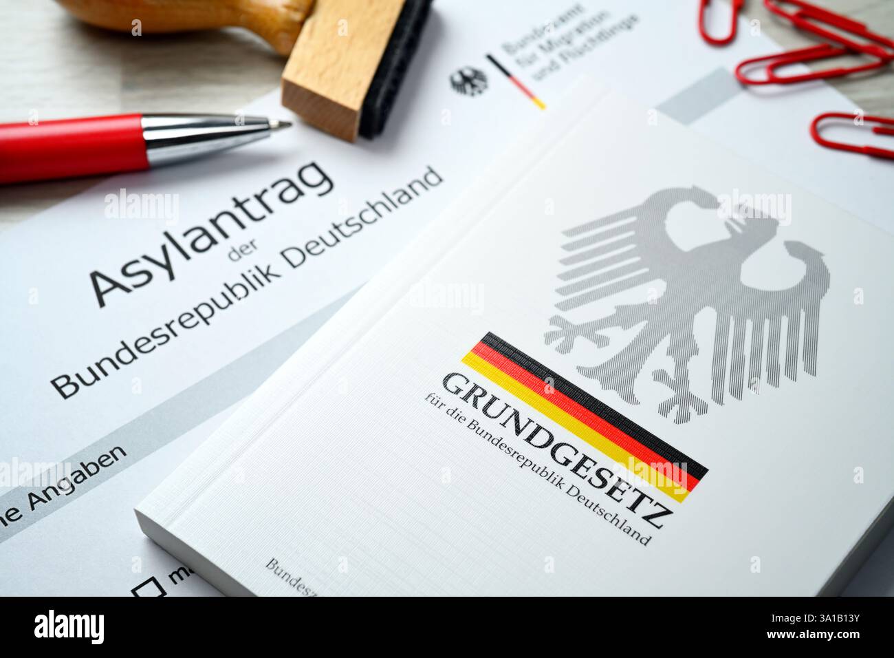 Asylantrag und Grundgesetz Stockfoto
