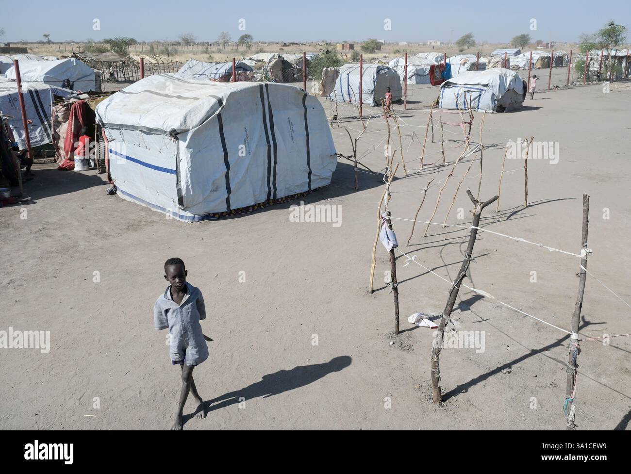SÜDSUDAN, Oberer Nil-Staat, Stadt Renk, Flüchtlingslager Null für Flüchtlinge und Rückkehrer aus Sudankrieg / SÜDSUDAN, Oberer Nil-Staat, Flüchtlinge aus dem Sudan suchen Schutz vor dem Krieg, Flüchtlingslager-Lager Zero bei Renk, die Stadt liegt in der Nähe zur Grenze zum Sudan Stockfoto