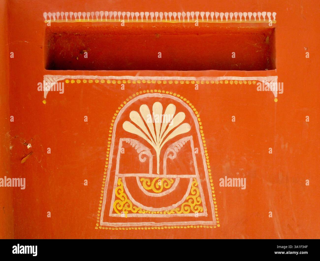 Traditionelle Wanddekoration in Shantiniketan, inspiriert von der künstlerischen Vision von Rabindranath Tagore. Stockfoto