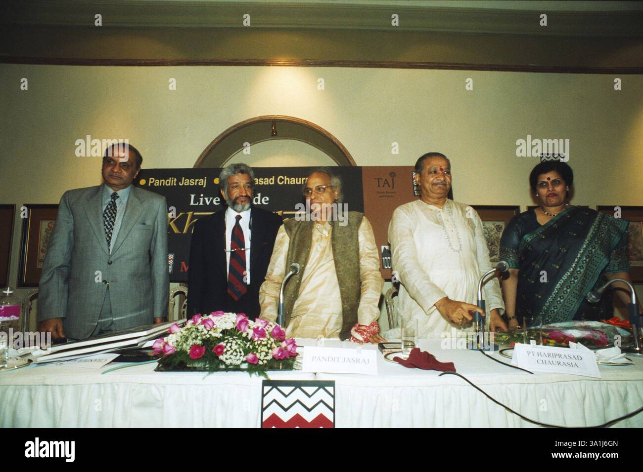 Indischer Meister der klassischen Musik Pundit Jasraj und Hariprasad Chaurasia NA MR Stockfoto