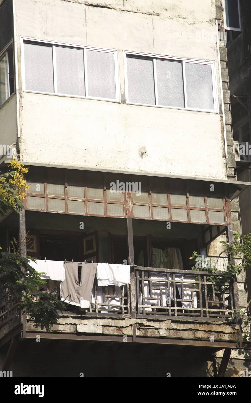 Altes Gebäude Firdaus, DR. Dadasaheb Bhadkamkar Road, Grant Road, Bombay Naw Mumbai, Maharashtra, Indien, Asien Stockfoto