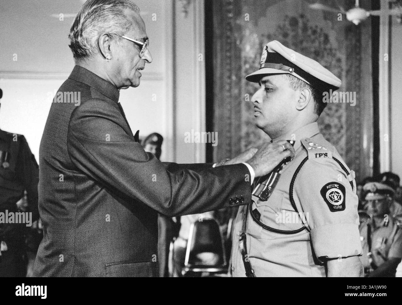 Polizei von Mumbai wird in einer besonderen Zeremonie von RegierungNAr P C Alexander, Bombay Mumbai, Maharashtra, Indien NA MR Stockfoto