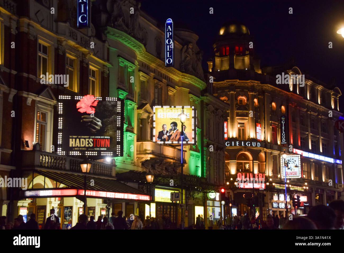 London, Großbritannien. März 2025. Nächtlicher Blick auf Lyric, Apollo und Gielgud Theater in der Shaftesbury Avenue. Quelle: Vuk Valcic/Alamy Stockfoto