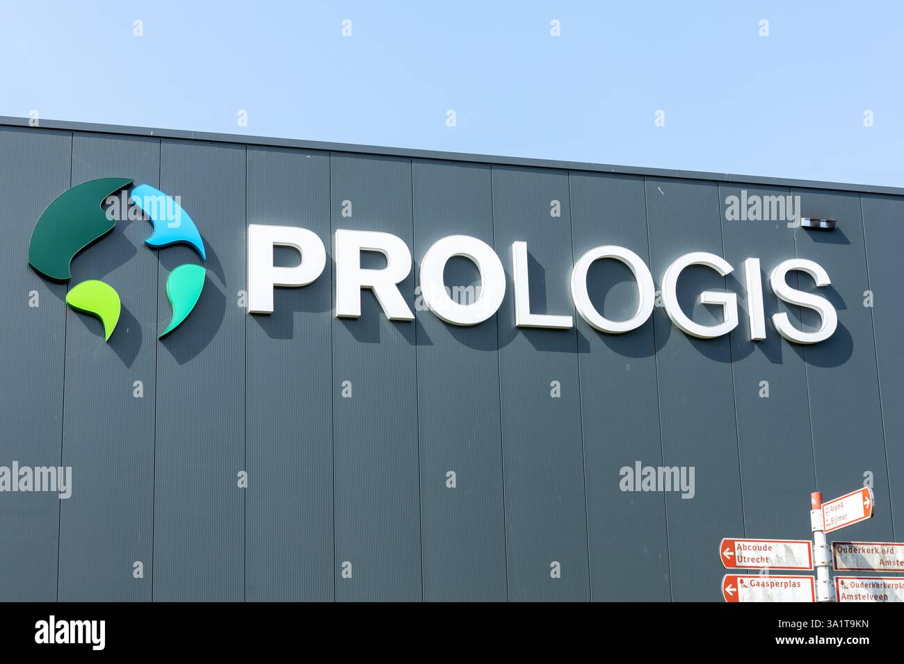 Das Prologis-Logo auf dem Gebäude. Prologis ist ein Immobilienfonds mit Sitz in San Francisco, Kalifornien. Stockfoto